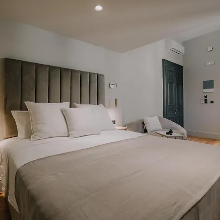 Sanrocco -corfu Town Luxury Apartment